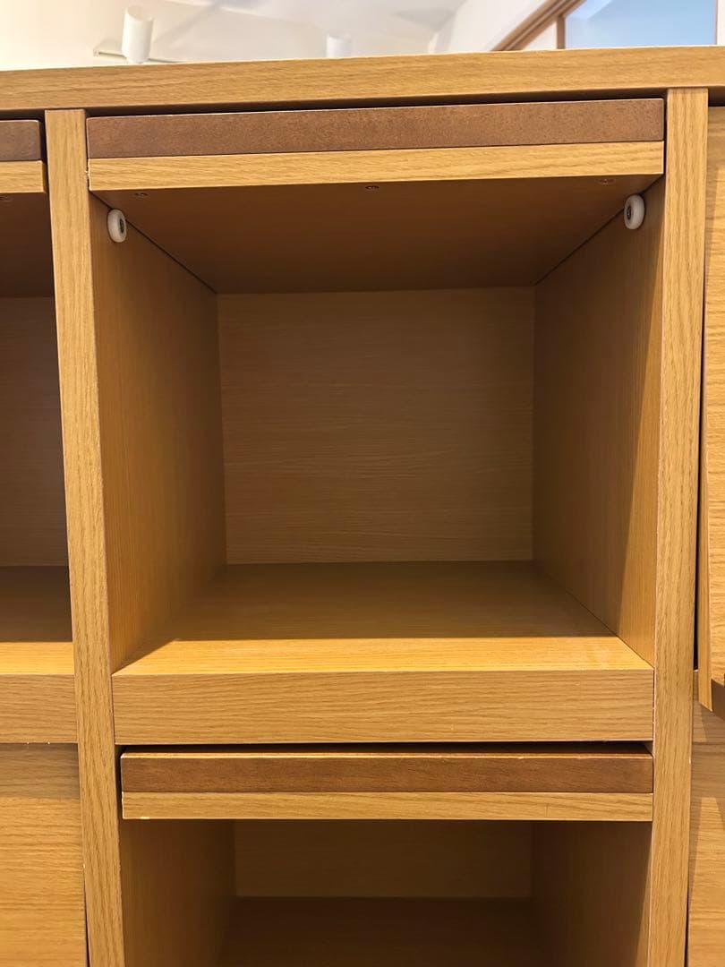 オーク調 フラップ扉付き 6マス収納棚／キャスター付き（完成品）