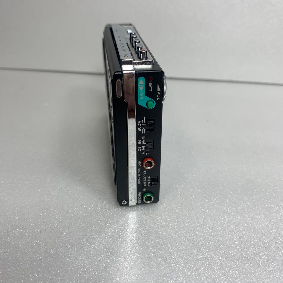 ジャンク 昭和　レトロ　ソニー ウォークマン SONY　WM-R202