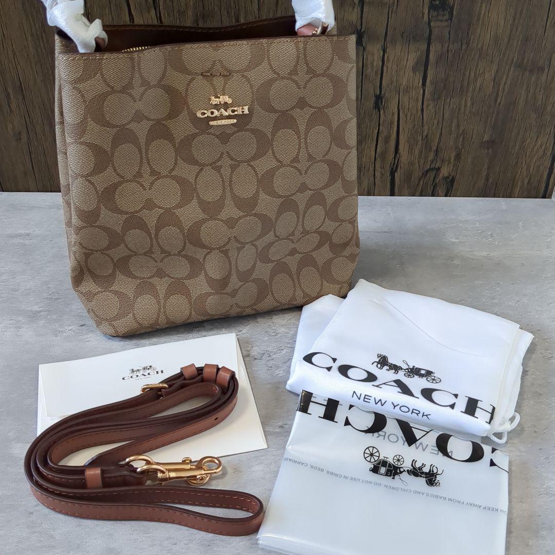【新品】COACH　スモール タウン バケット バッグ シグネチャー キャンバス