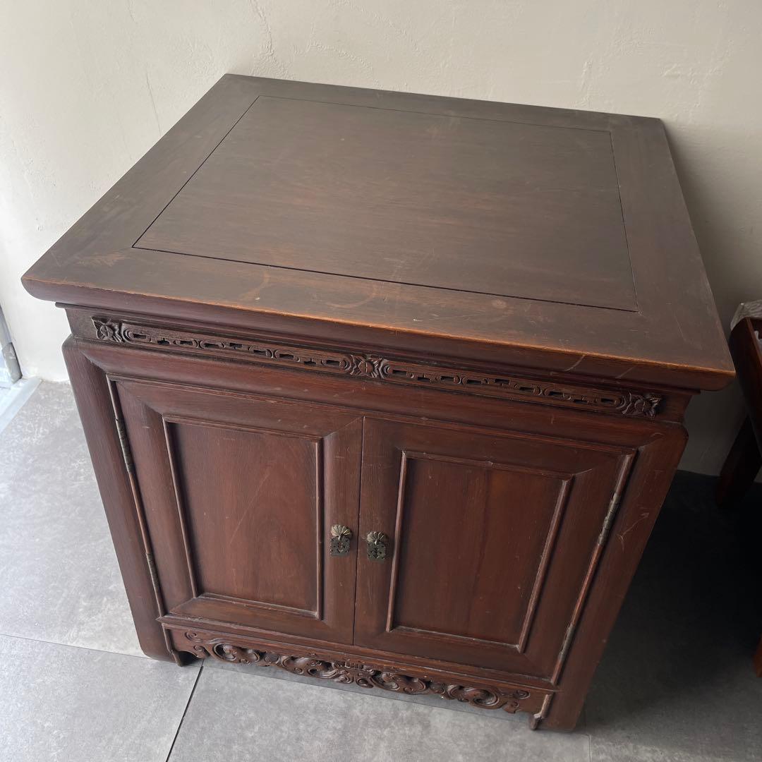 木製　唐木家具　キャビネット　カップボード　ヴィンテージ　李朝　両開き　棚