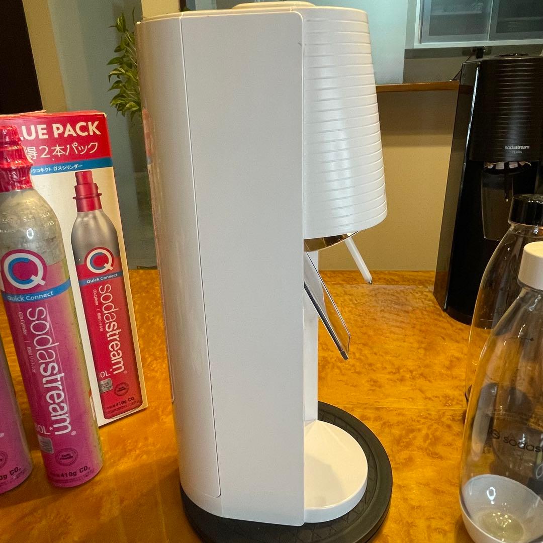 ※限定品※ ソーダストリーム　TERRA 満タンシリンダー2本　1Lボトル1本
