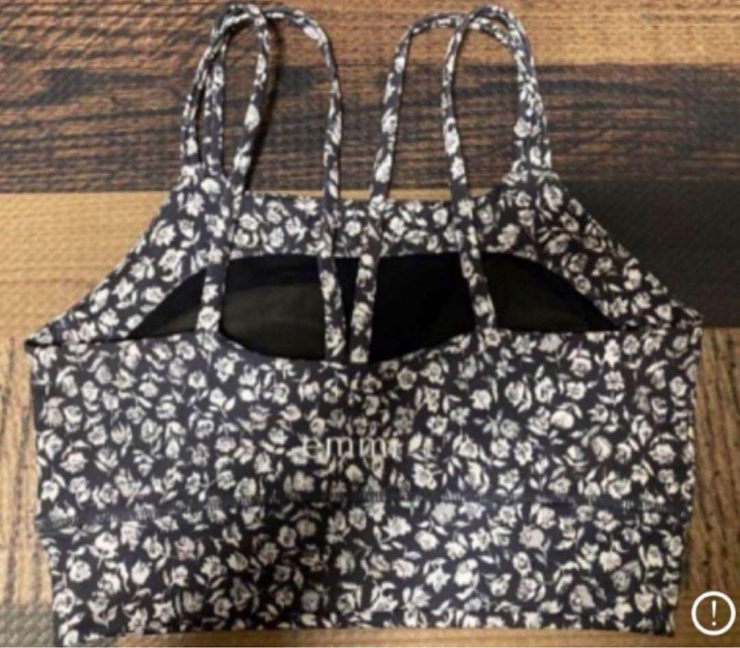 極美　emmi yoga エミヨガ　ヨガウェア　ブラック　花柄　バラ？　S