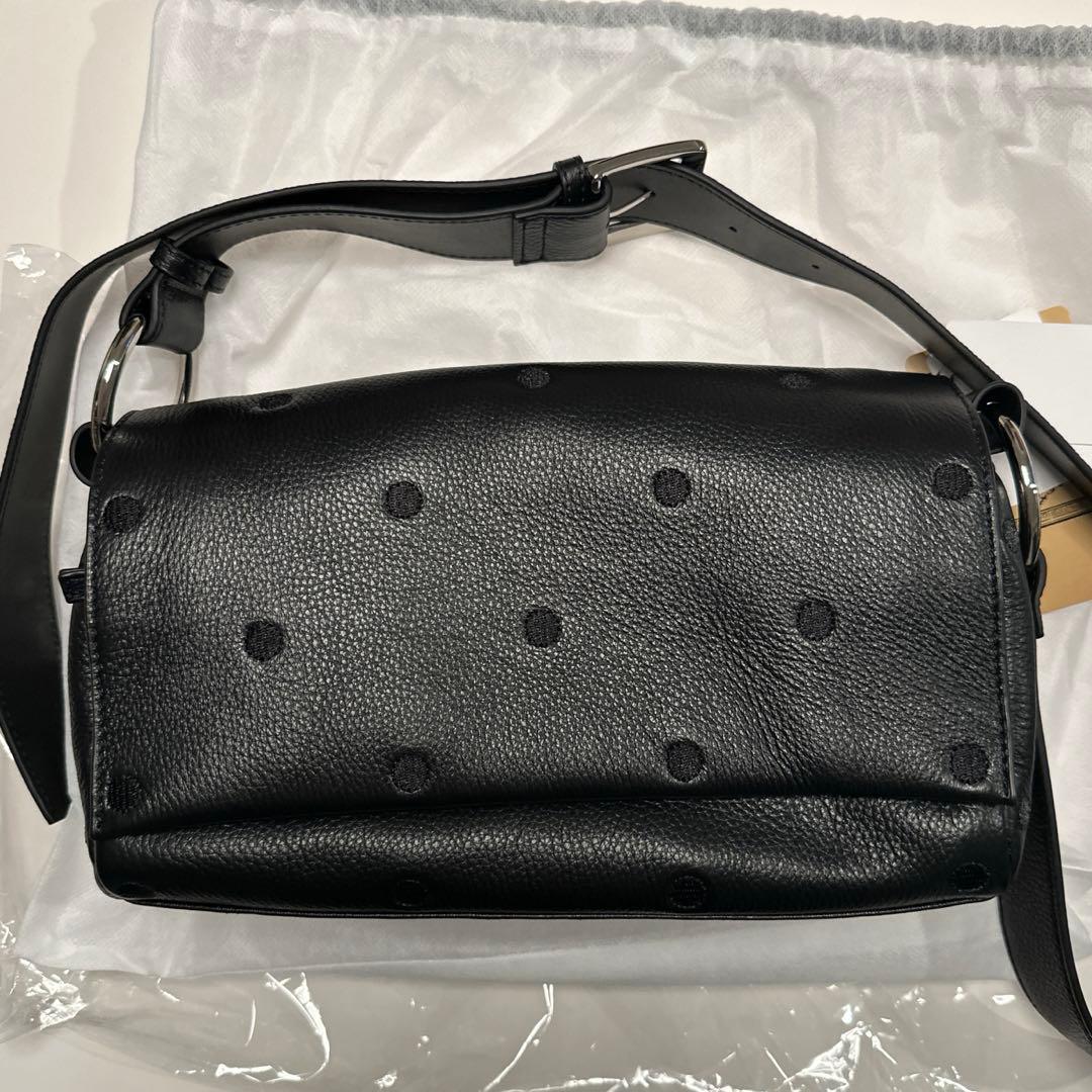 BEARDSLEY ビアズリー　ドットボディバッグ ショルダーバッグ