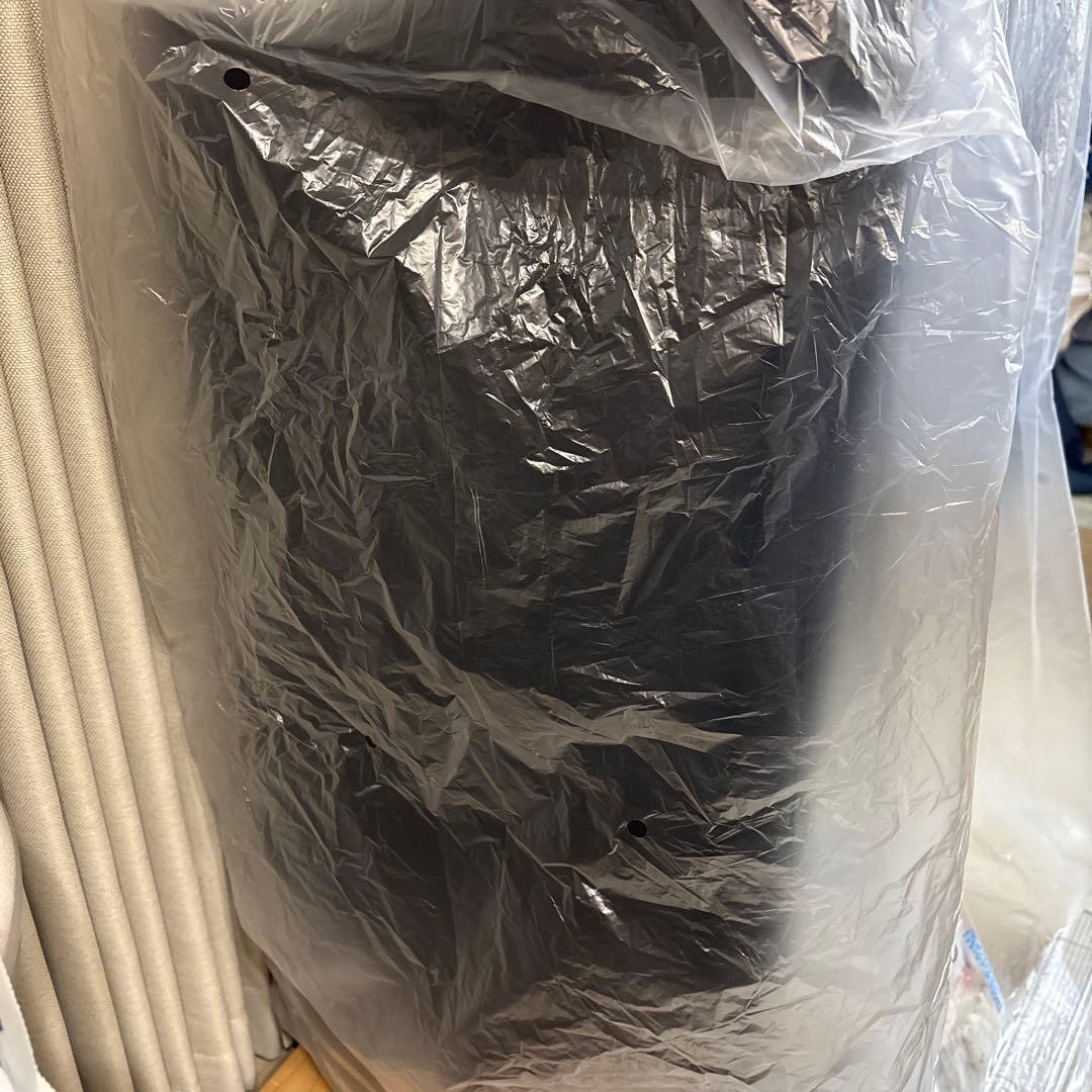 新品未使用！コンパクト冷蔵庫　アイリスオーヤマIRSN-7A-B ブラック66L