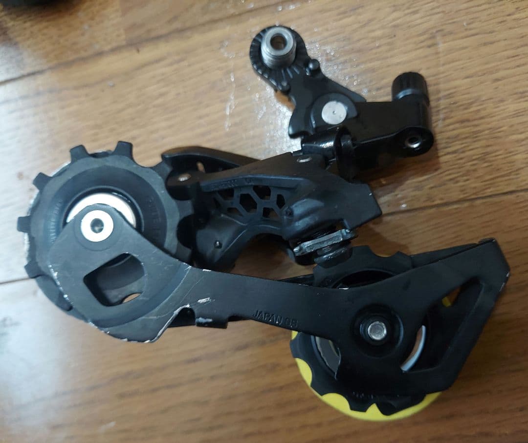 シマノ105 R7000 3点セット　ワイヤー式変速ブレーキ　走行僅少　中古美品