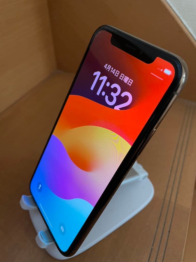 iPhone Xs 64GB ゴールド SIMロック解除済
