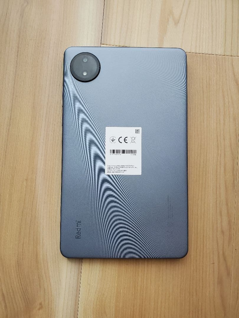 Xiaomi Redmi Pad SE 8.7 HyperOS レッドケース付き