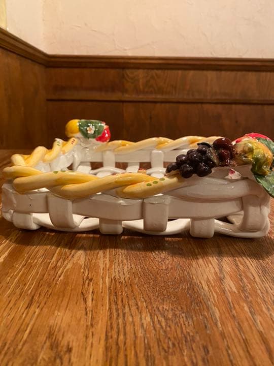 南イタリアのソレント半島の陶器カゴ