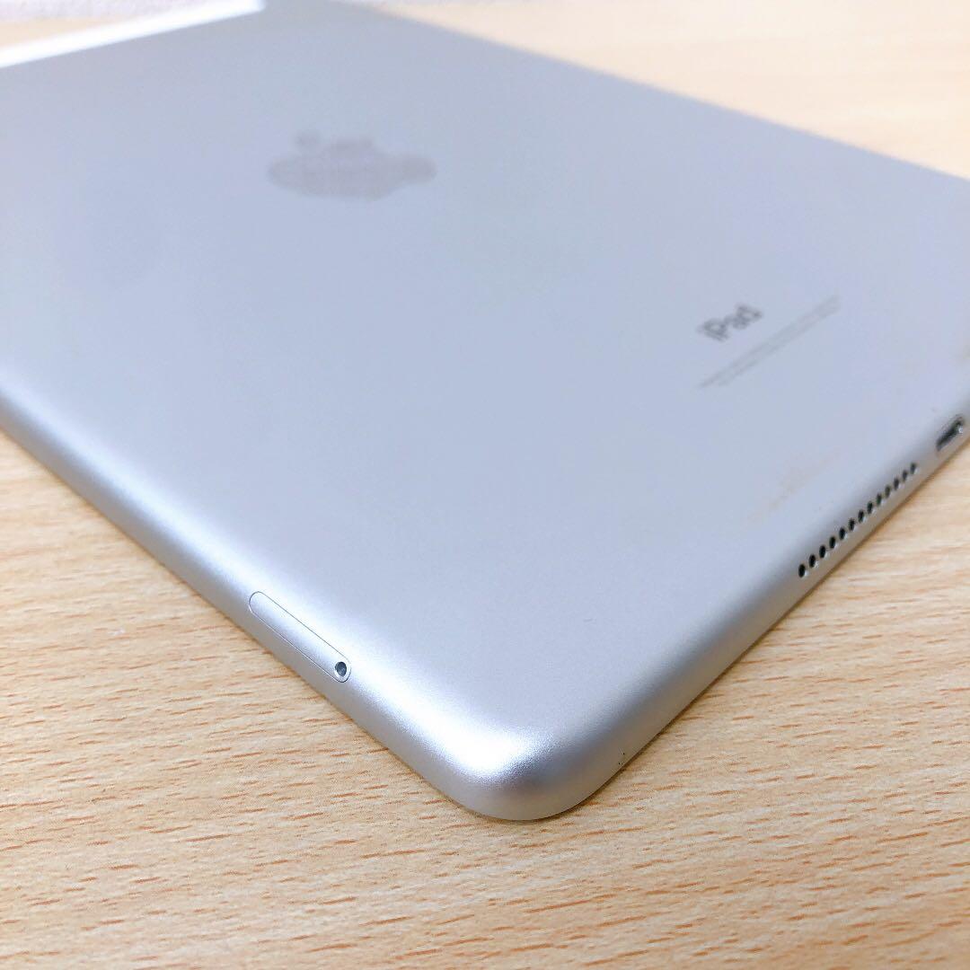 【格安】iPad5 32GB セルラーモデル au 826