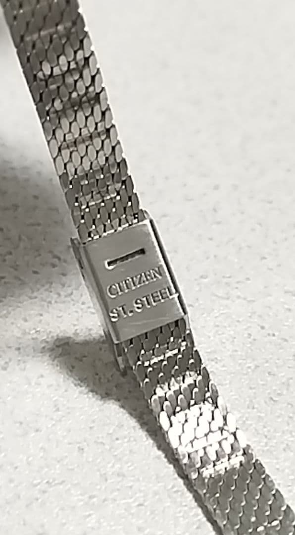 【極美品】シチズン　エコドライブ　レデイース　カットガラス【稼働品】