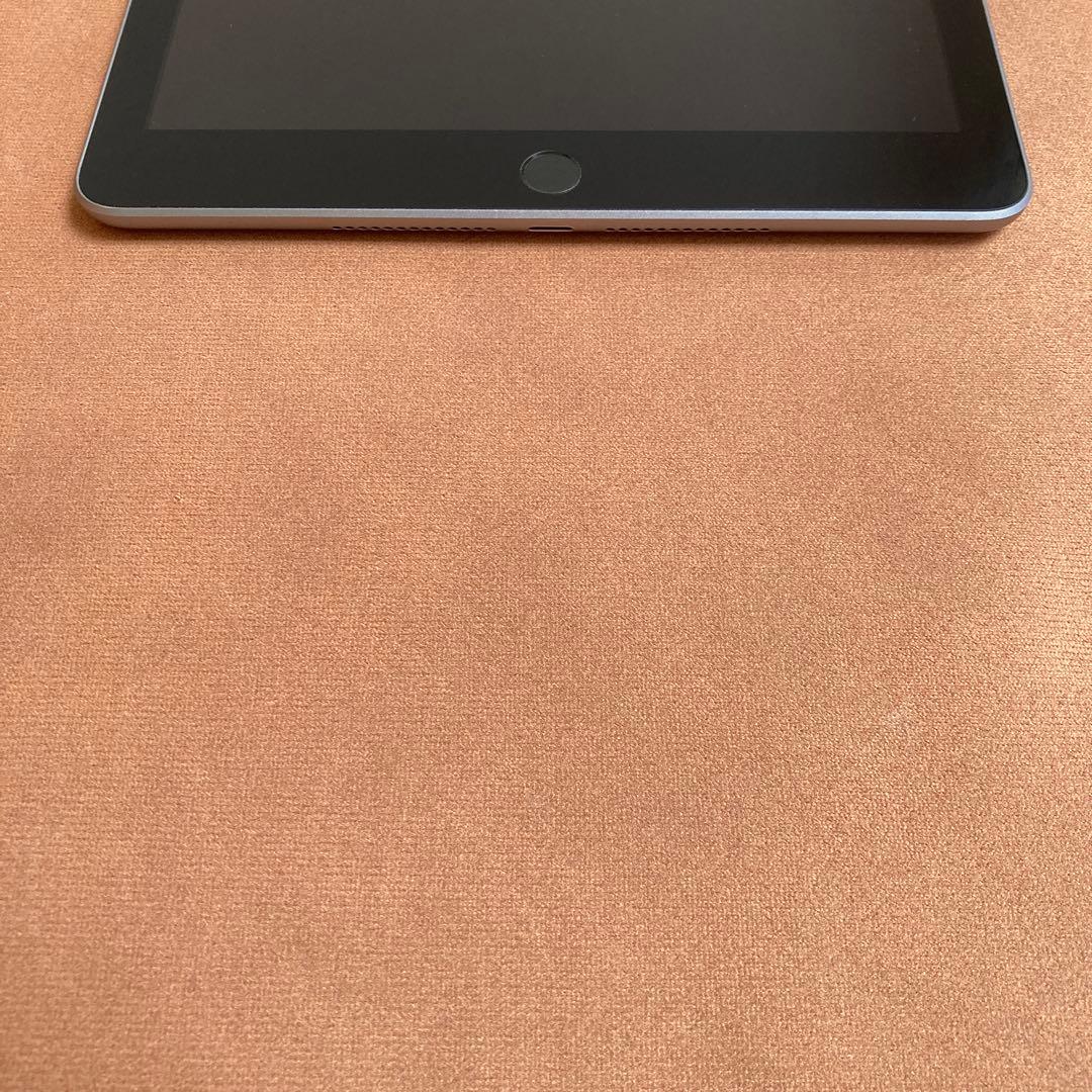 85【早い者勝ち】比較的美品☆iPad6 第6世代 32GB WIFIモデル☆