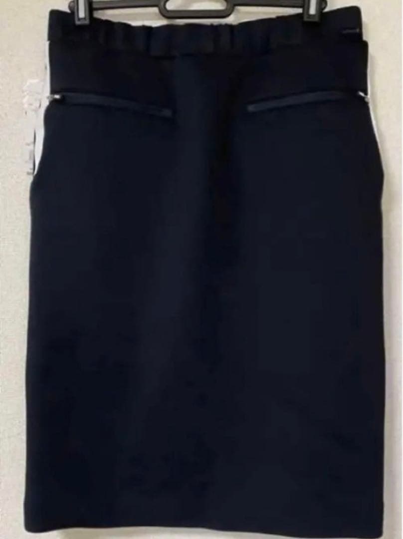 未使用タグ付き　PGG パーリーゲイツ　ゴルフ　スカート　サイズ1