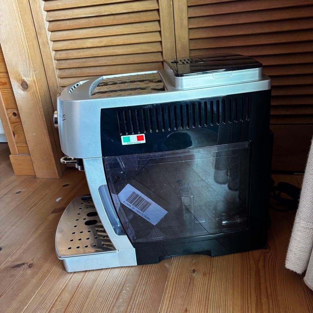 デロンギ　マグニフィカS 業務用モデル ECAM22110SBH