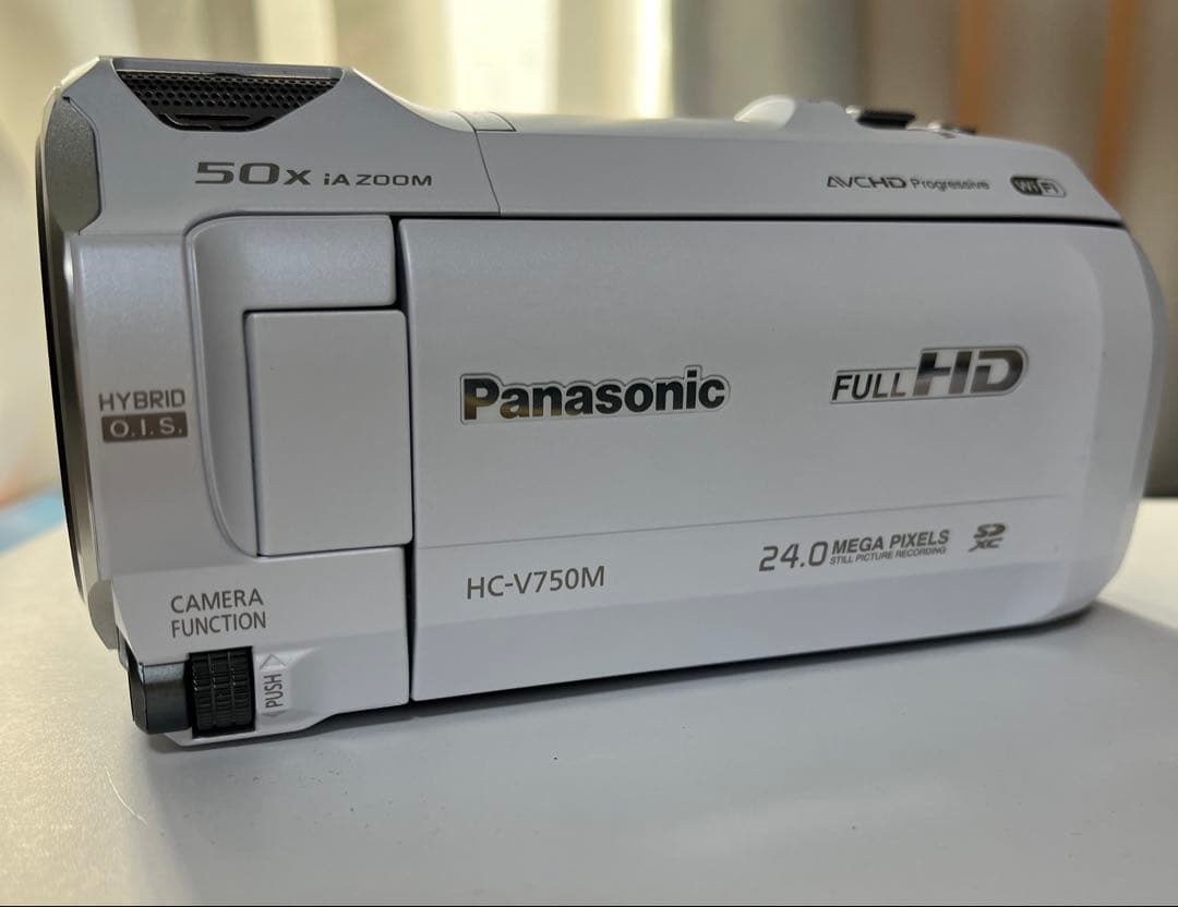 【美品】Panasonic HC-V750M-W ホワイト 32GB