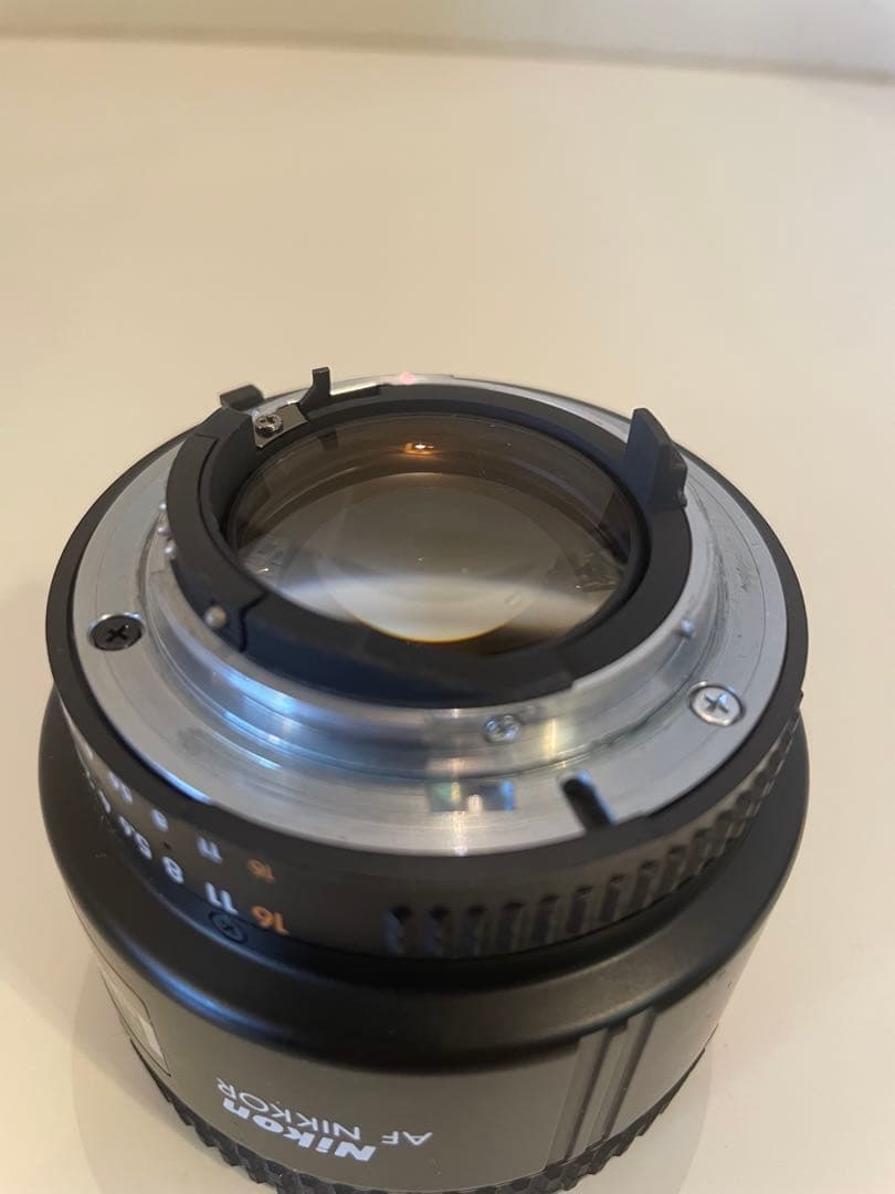 レンズ(単焦点) NIKON AF 85mm 1:1.8D