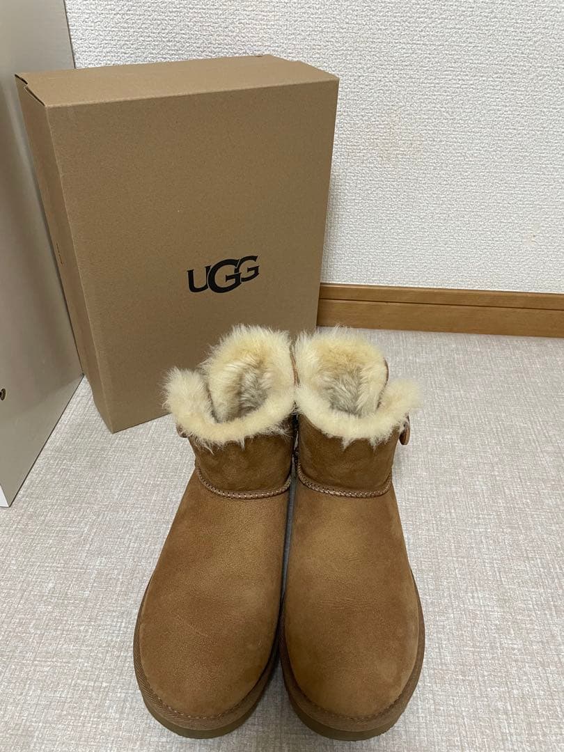 ⭐︎UGG⭐︎ムーンブーツ24cm未使用に近い