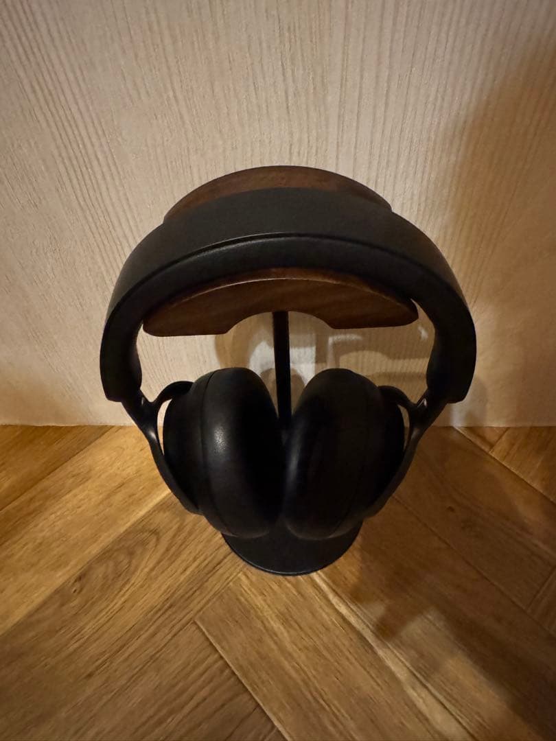 ボーズ QuietComfort Ultra Headphones スタンド付き