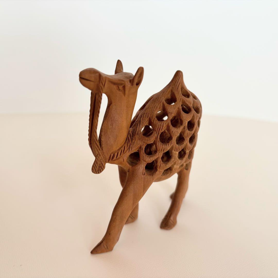 【インド】透かし彫り木製キャメル置物3体セット