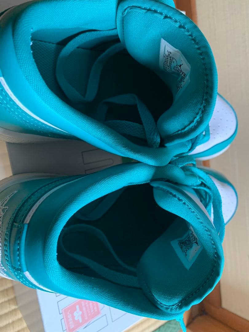 ナイキ エア ジョーダン ロー スニーカー