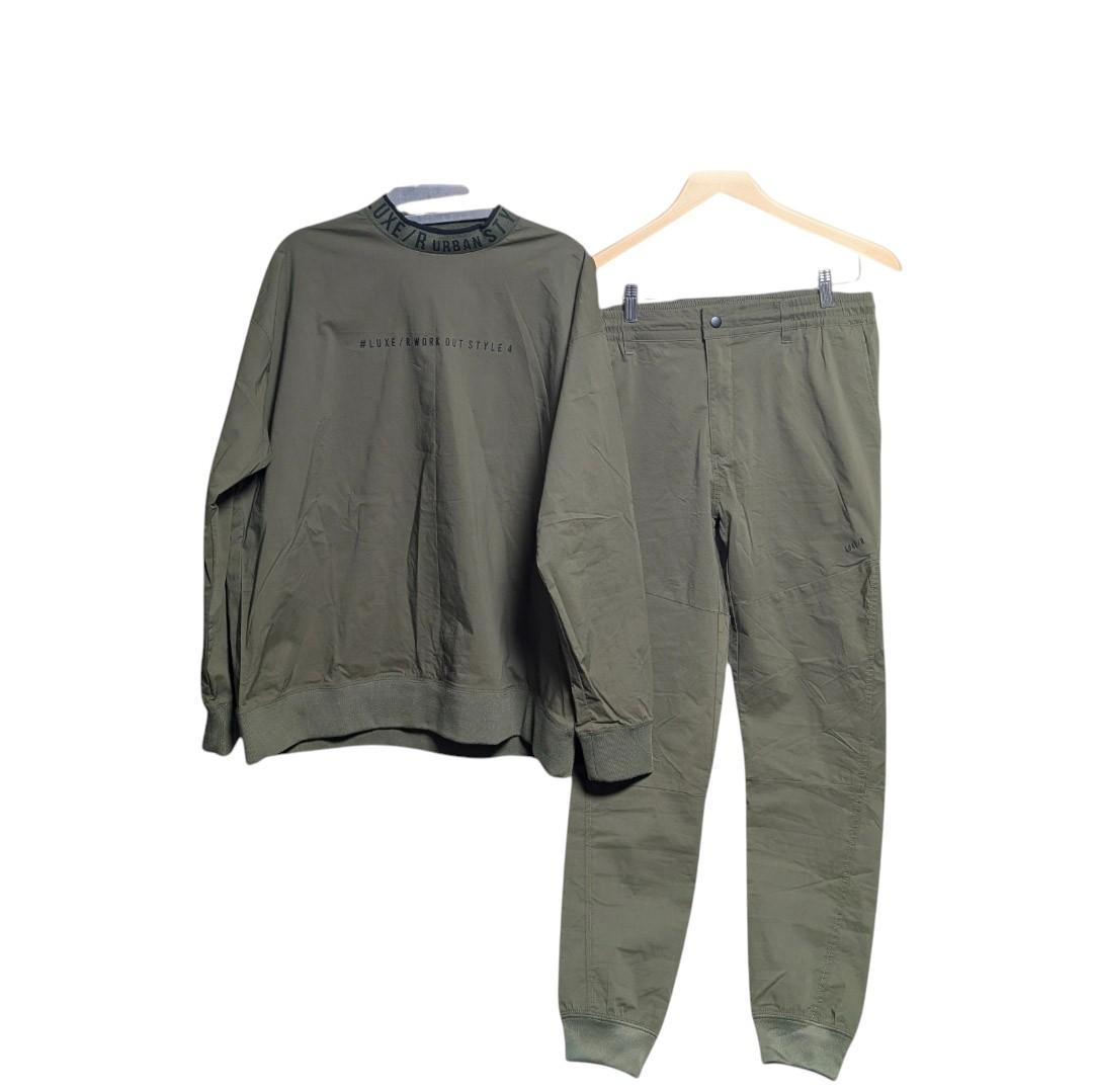 タ*ト様 LUXE/R ラグジュ 上下 セットアップ ハイネック カーキ Mサイ