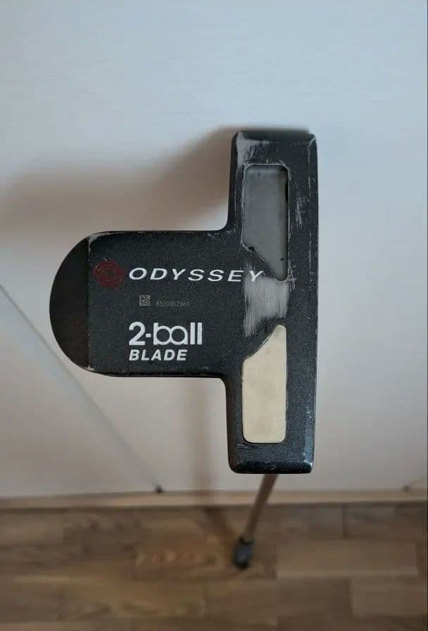 Odyssey 2-ball Blade パター