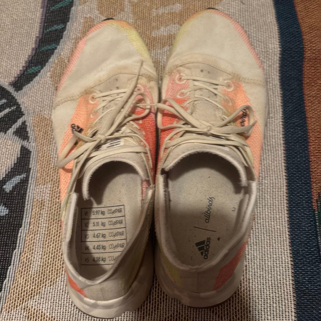 スパイク・シューズ adidas Adizero x Allbirds 2.94 KG CO2e