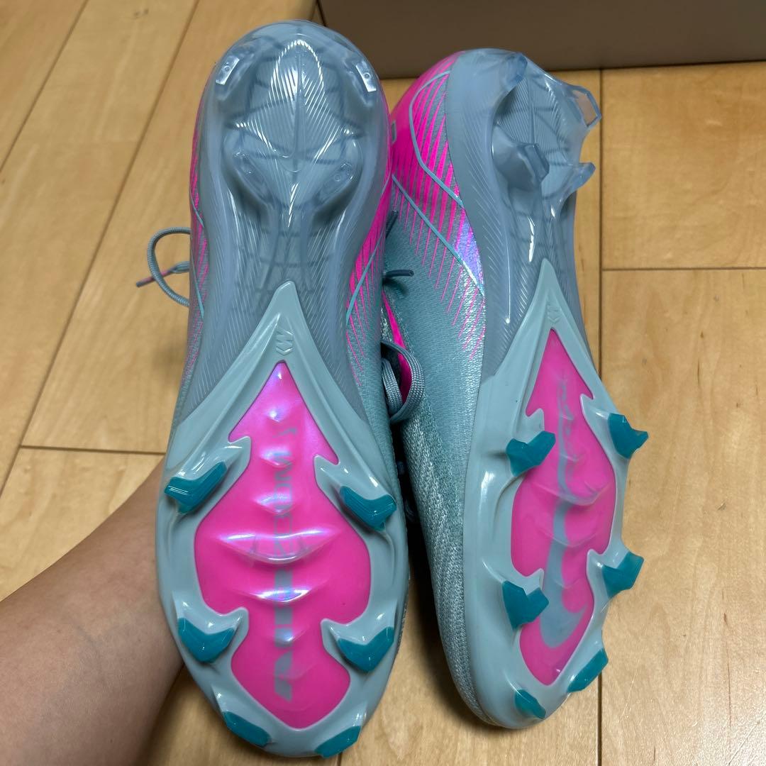 NIKE スパイク　27.5センチ