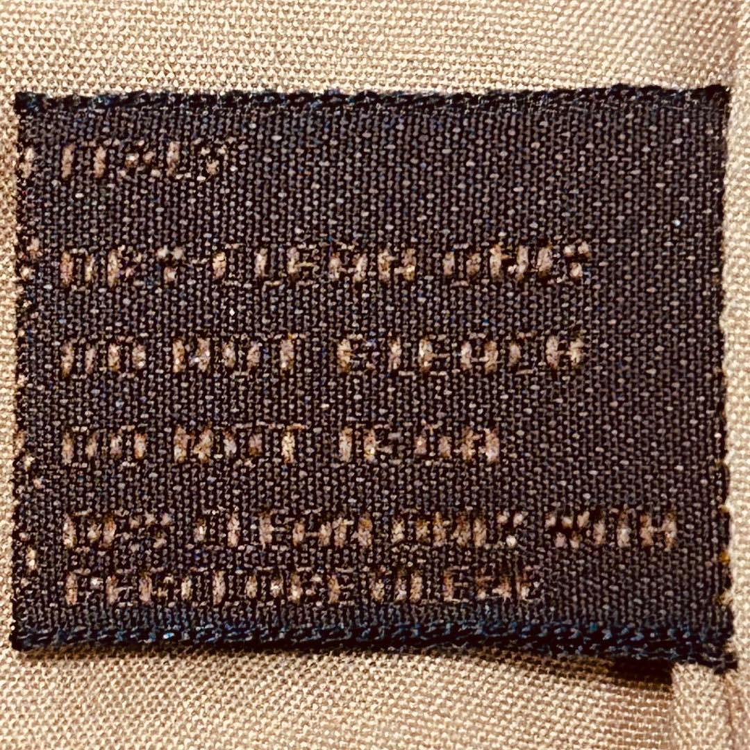 美品 プラダ トライアングルモチーフ オーバーサイズ 長袖 シャツ ウィメンズ