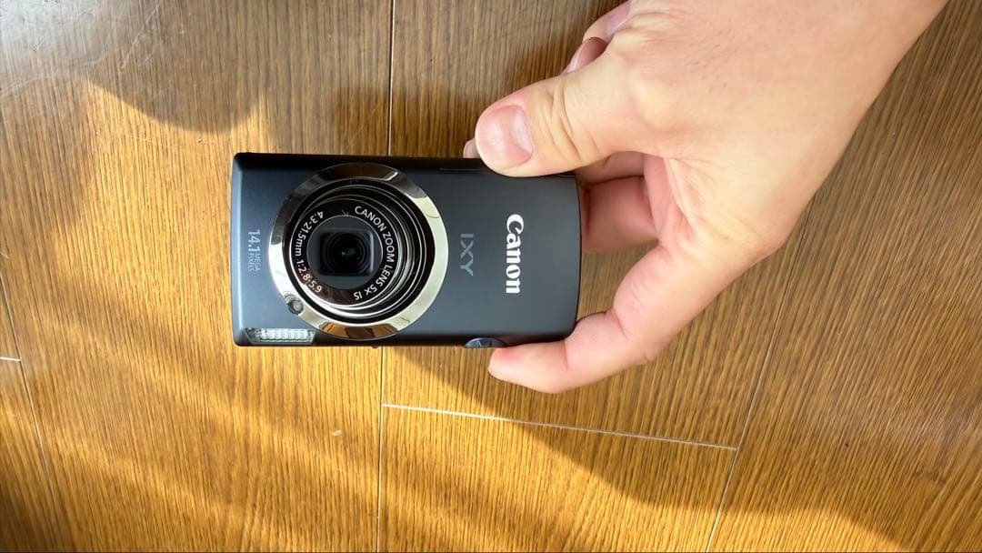 人気モデル Canon IXY 10S ブラック コンパクトデジタルカメラ