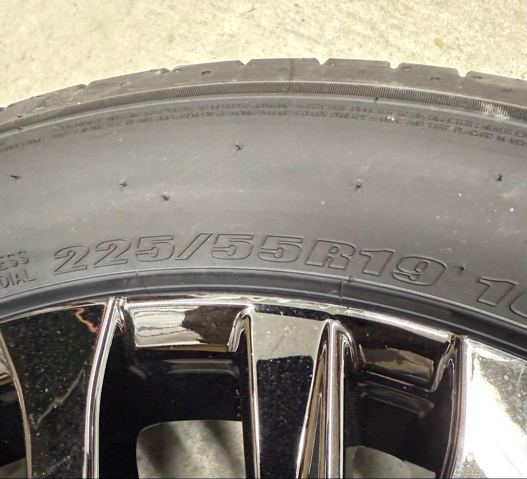 40ヴェルファイア　新車外し　7km ブラックスパッタリング　19インチ