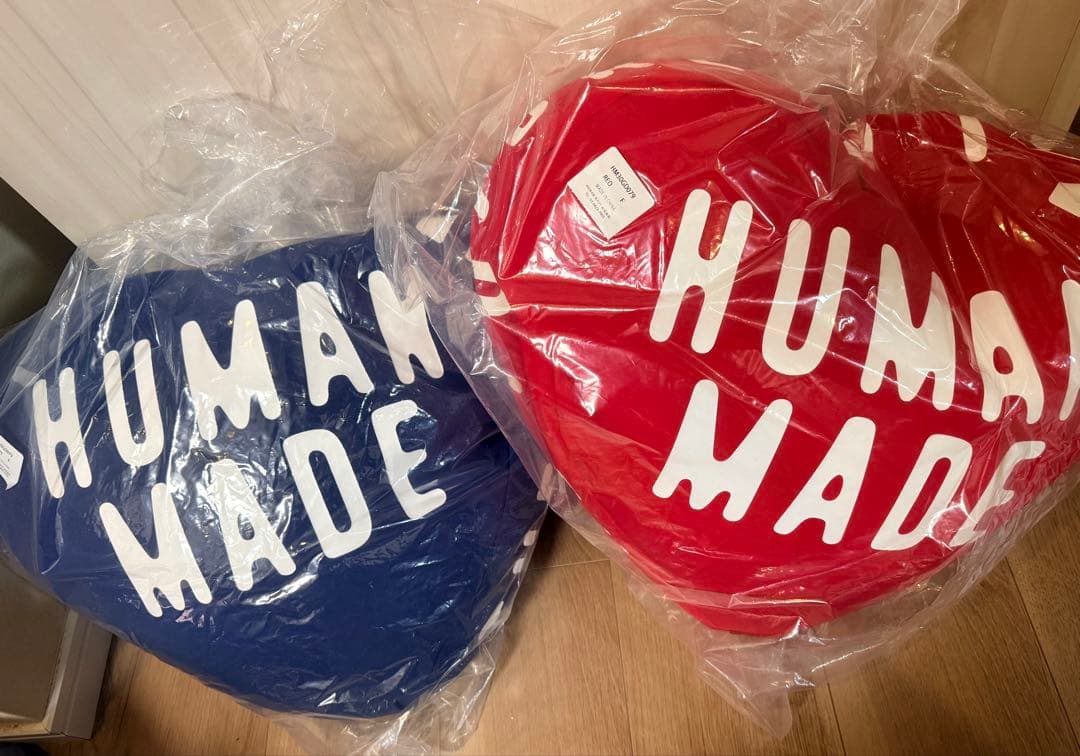 HUMAN MADE ハート型クッション 2個セット