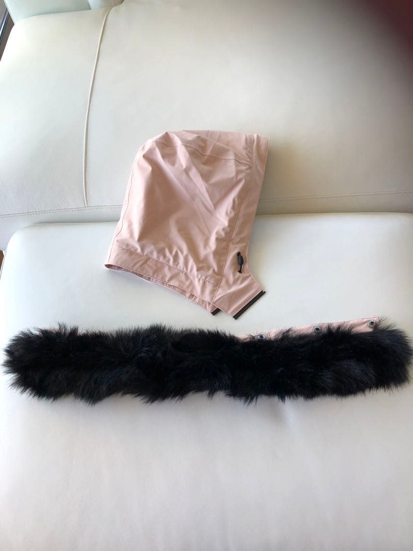 女性用　ロシニョール　ダウンジャケット ピンクホワイト