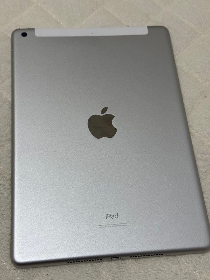 iPad第7世代 WiFi セルラー　32GB バッテリー99%