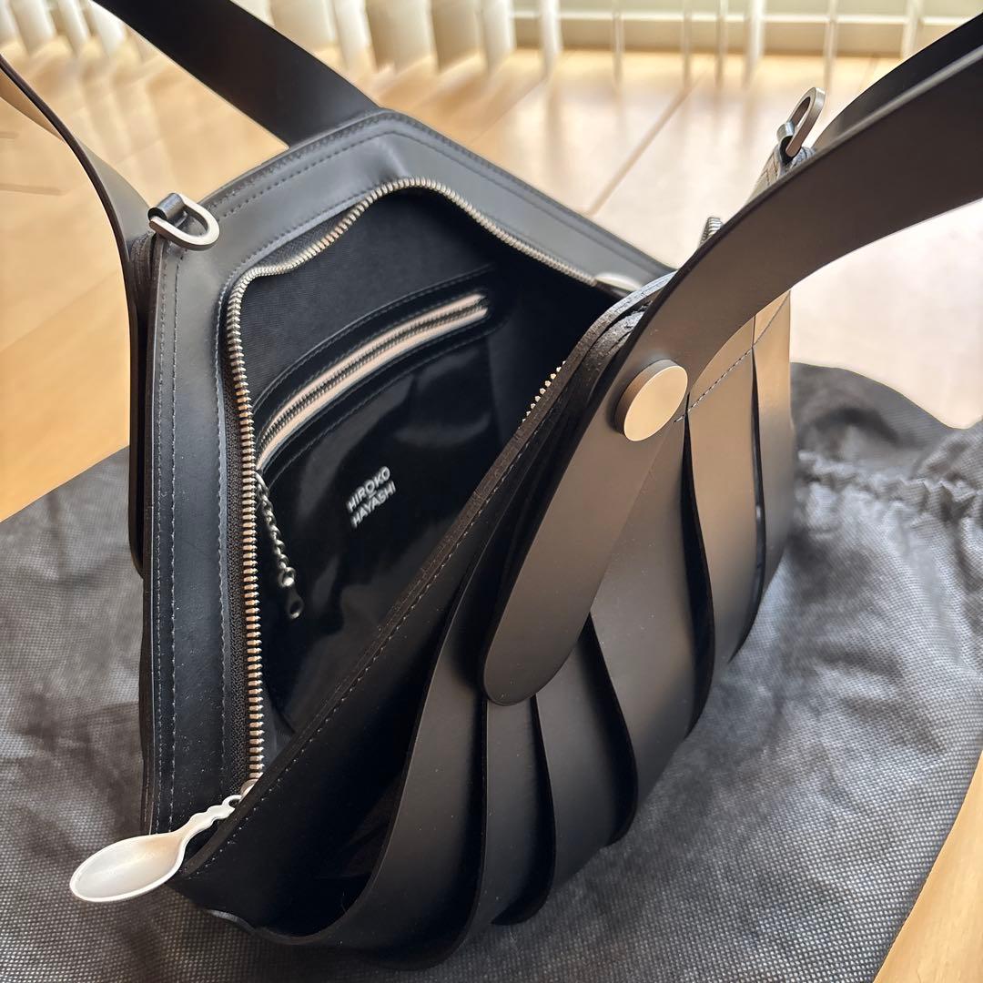 ヒロコハヤシ　オッソ2wayバッグヴィーヴォ