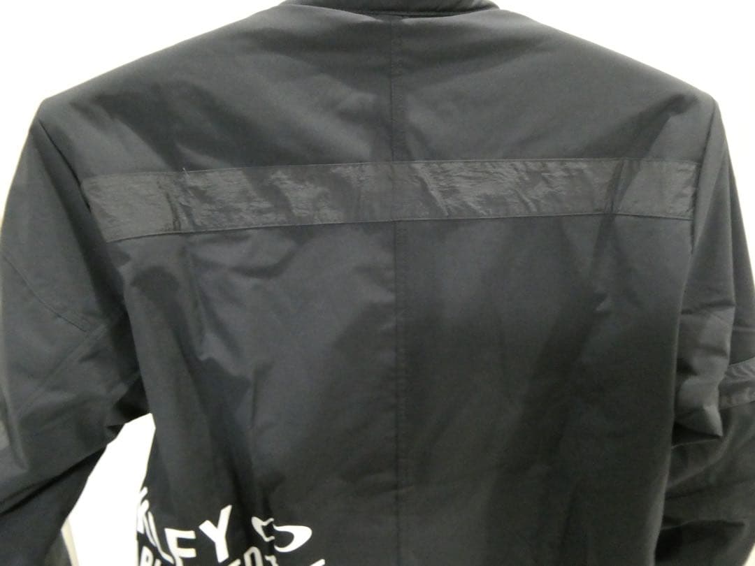 オークリー ジャケット　ゴルフ　パンツ　スカル　ブルゾン　ダウン　キャンプ