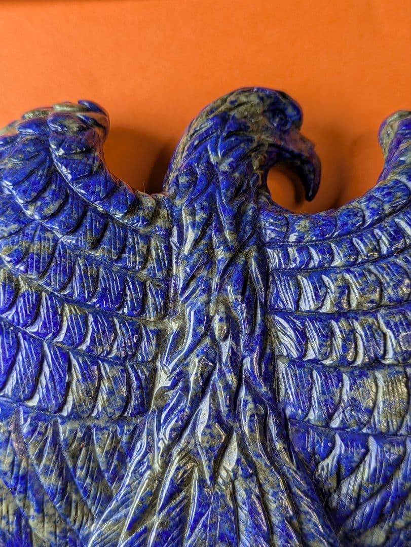 天然石 ラピスラズリ の 鷲【ワシ】 の 置物です。一点物！工芸品！ランクはＡ5