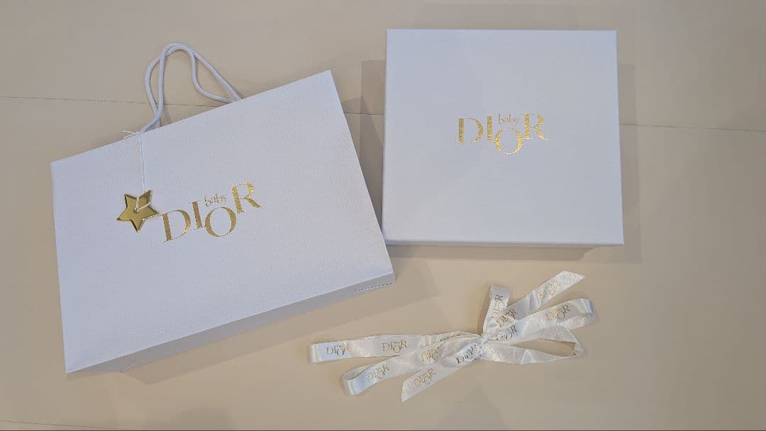 baby dior ロンパースセット箱つき美品