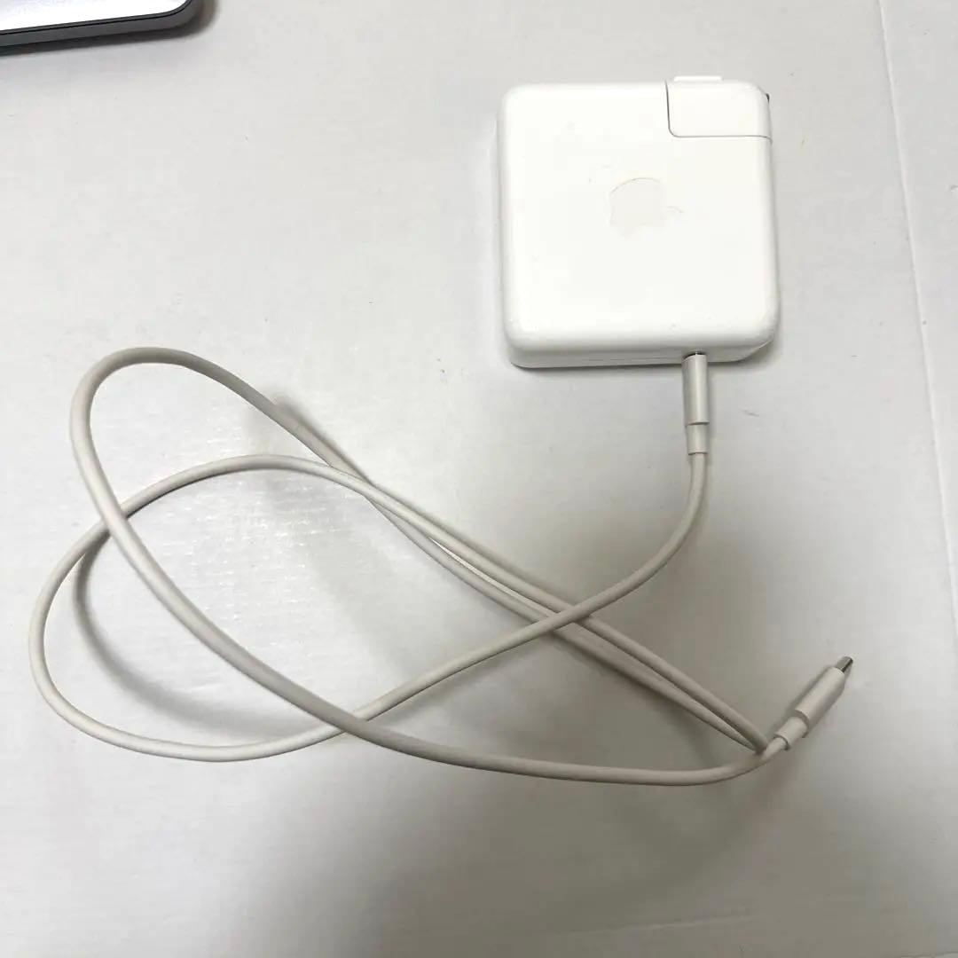 MacBook Pro 13 バッテリー89回　MagicMouse付