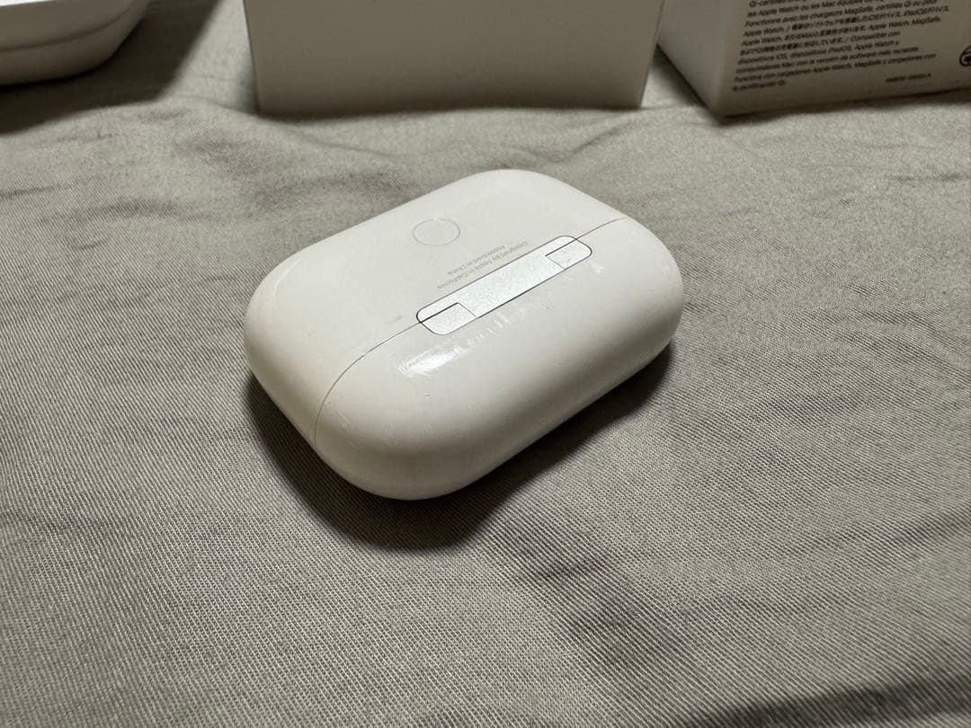 AirPods Pro2 ライトニング 本体 箱・充電ケース付き 付属品あり