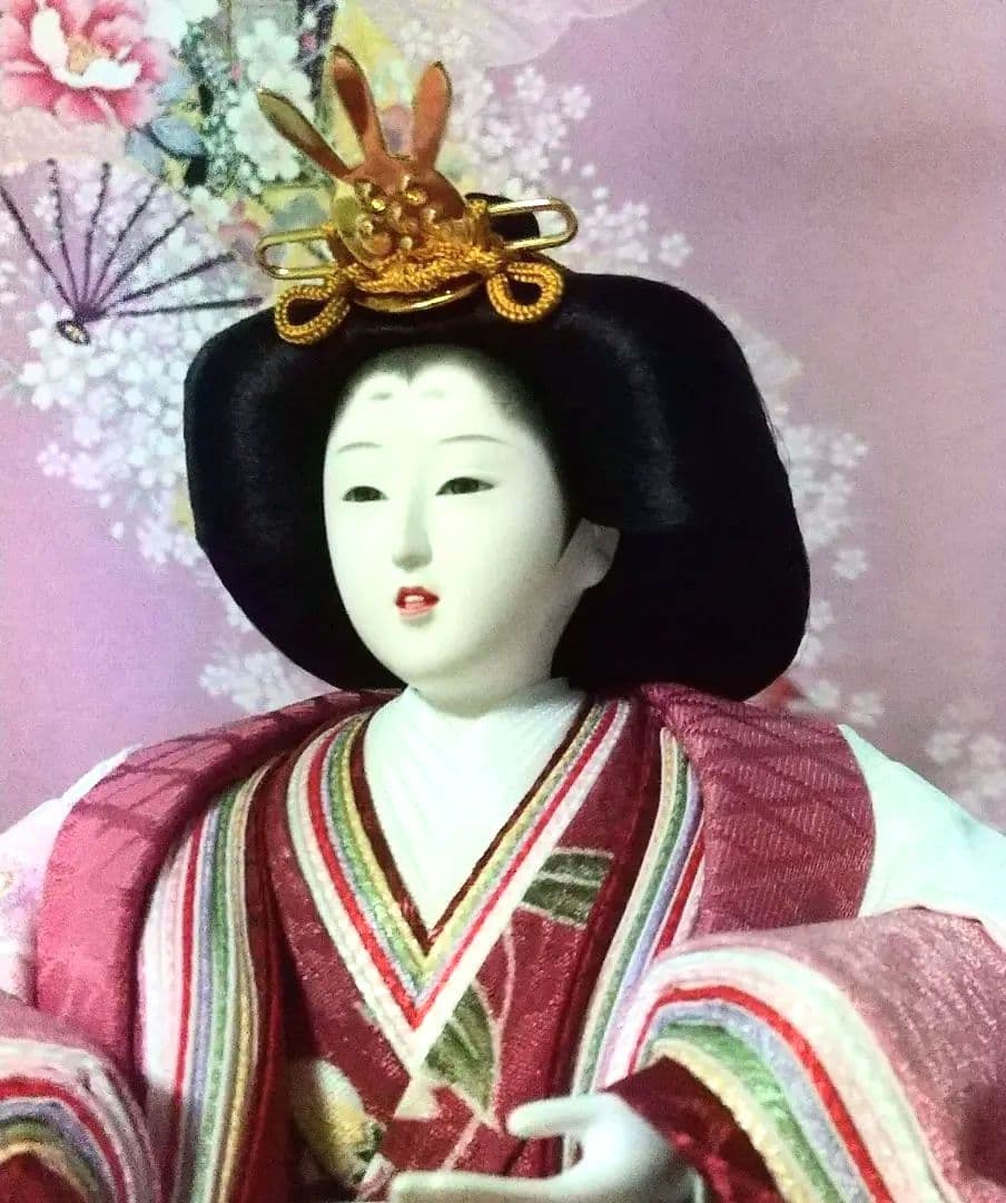 ナナちゃん大人でも飾りたくなるモダン親王飾りお雛様