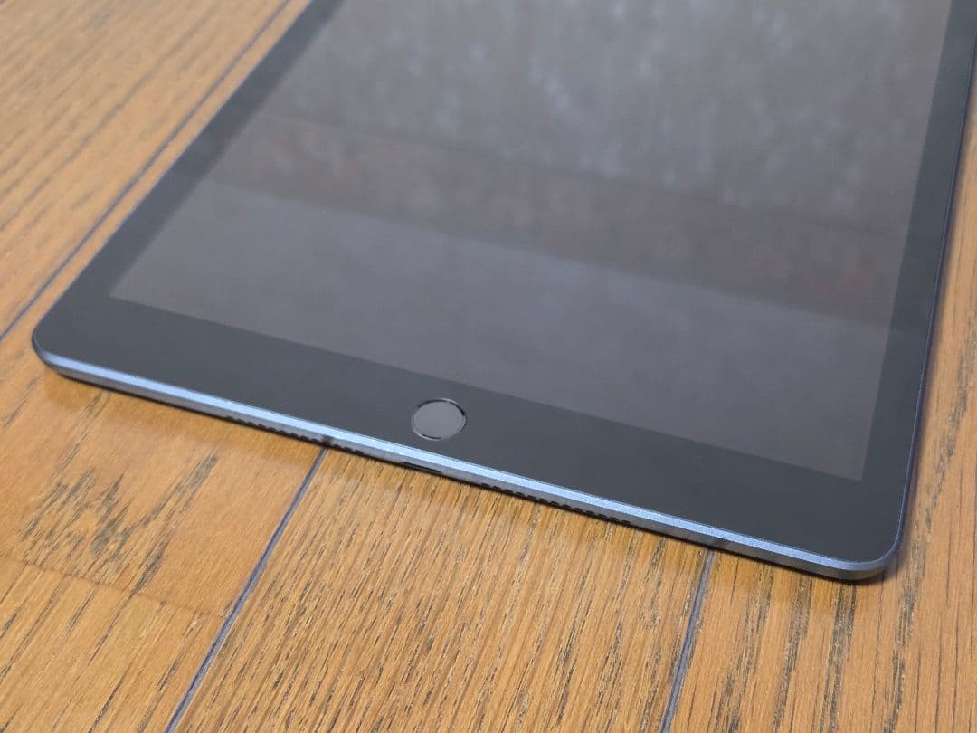 Apple iPad 第8世代 10.2インチ Wi-Fiモデル グレー