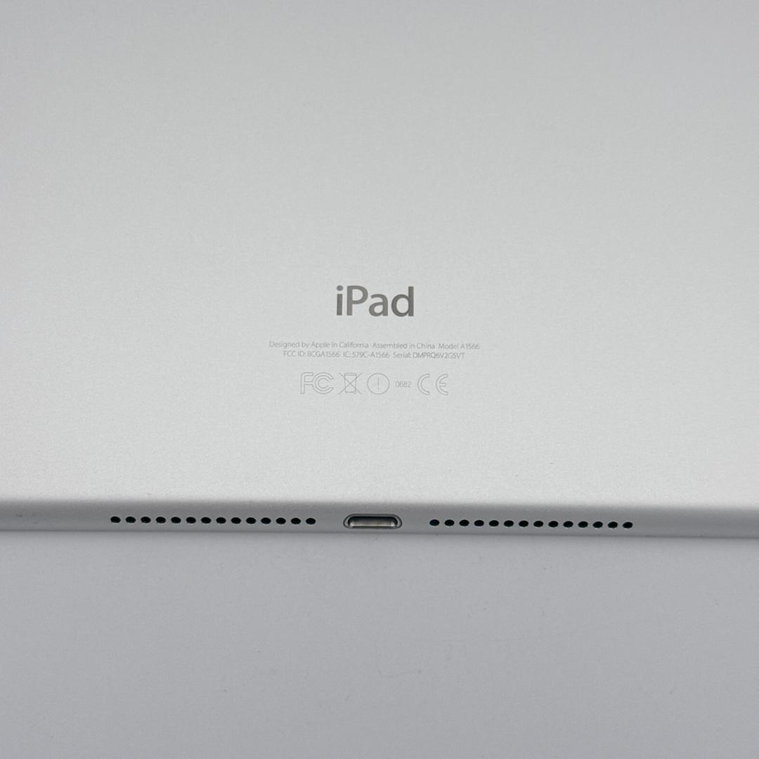 【未使用級】iPad Air 2 16GB Wi-Fiモデル MGLW2J/A