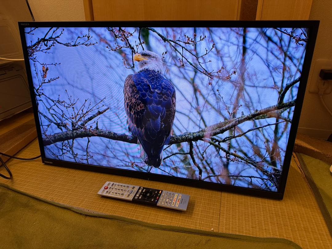 アプリ内蔵極美品　TOSHIBA 東芝 テレビ　32V34　2022年製　32型