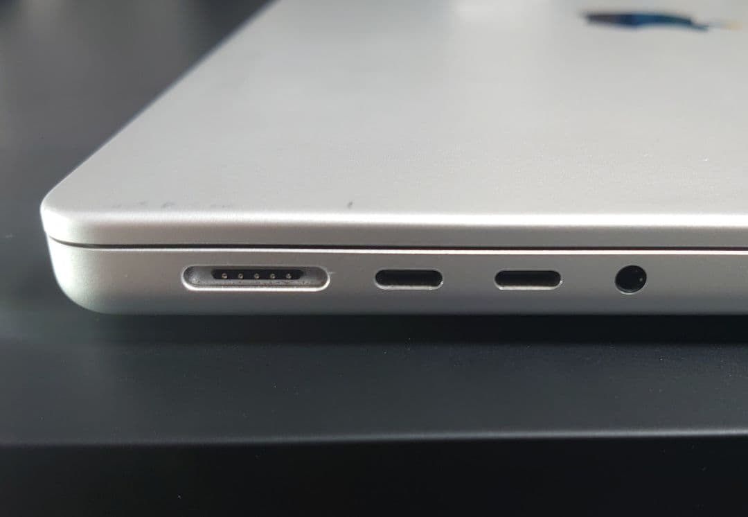 MacBook本体 MacBook Pro (14inch, 2021) M1 pro 16 512