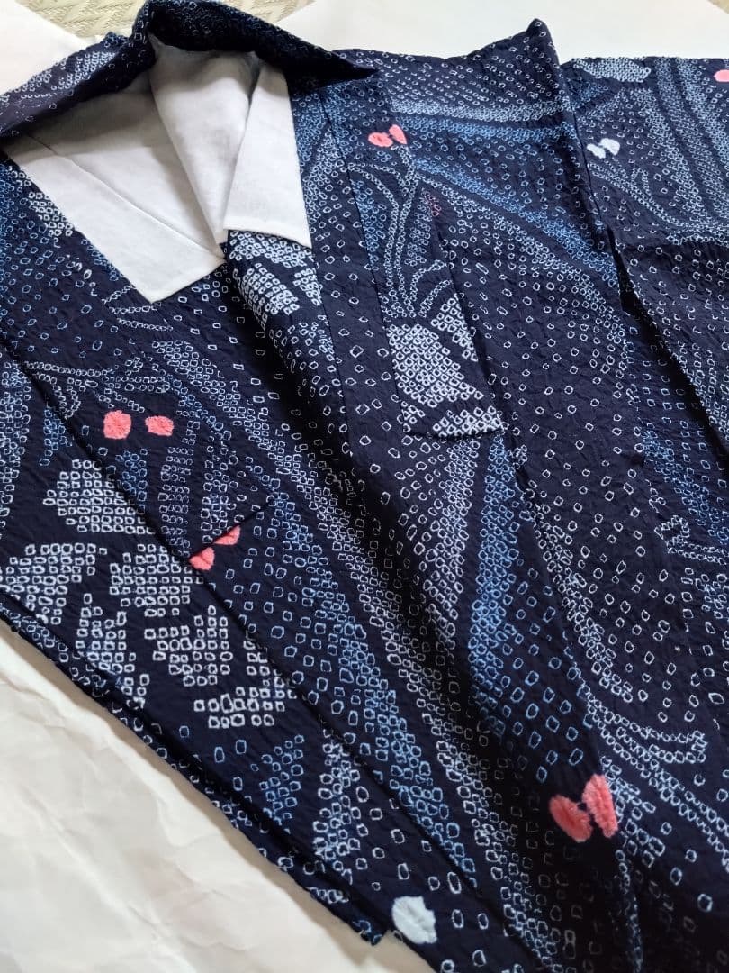 細かい絞りの浴衣・身丈160，裄丈65.5