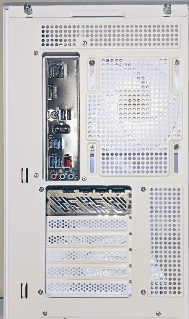 【新品】高性能ゲーミングPC RX9070XT Ryzen7 9800X3D