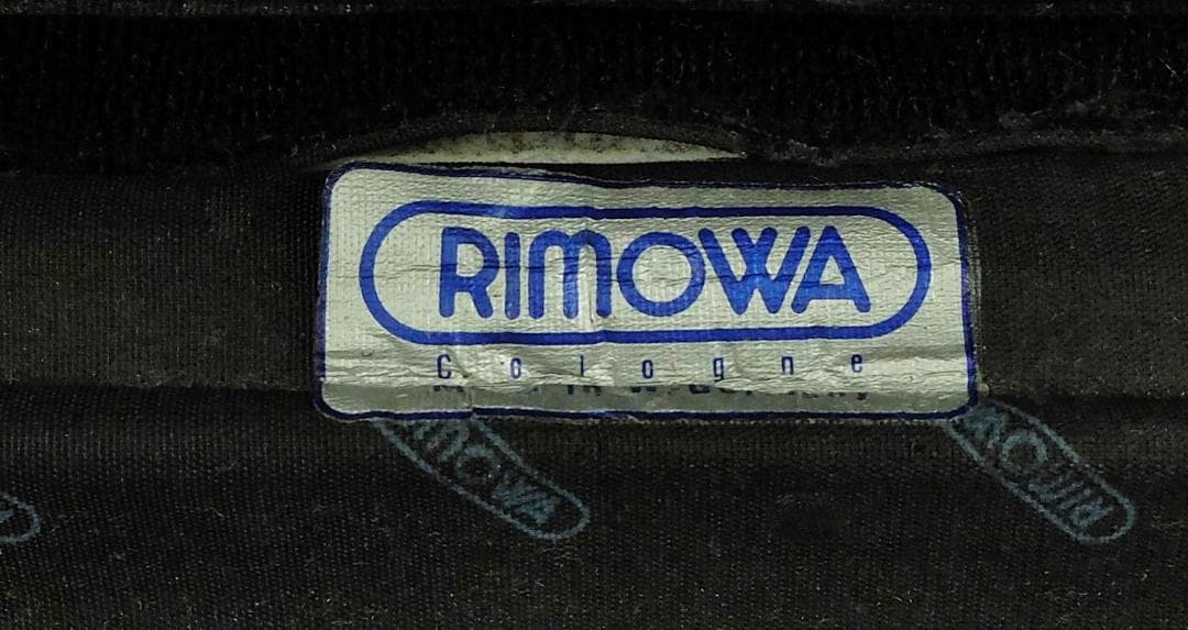 リモワ 旧盤『トパーズ』ボーディングケース （23L）青ロゴ