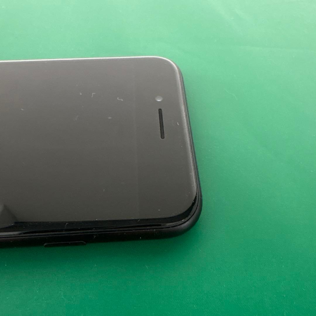 極美品　iPhone SE 第二世代 SIMフリー