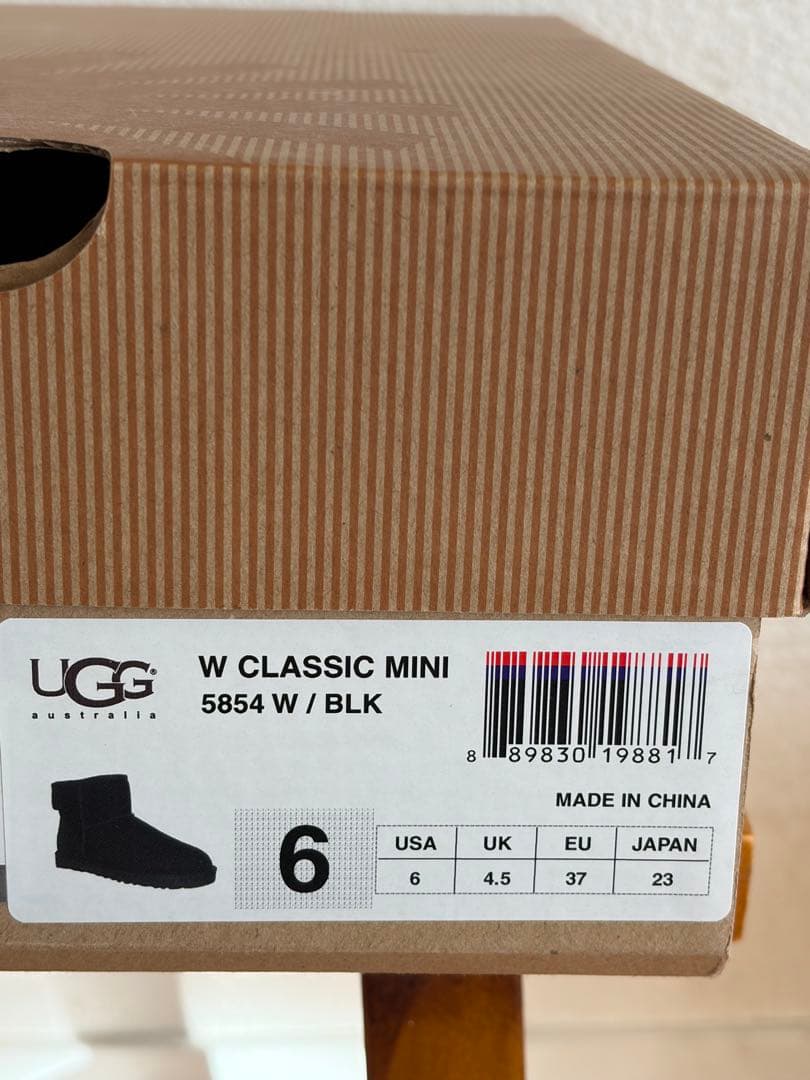 UGG ブーツ W CLASSIC MINI 5854W/BLK