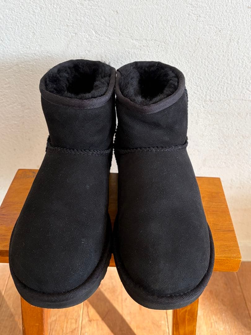 UGG ブーツ W CLASSIC MINI 5854W/BLK